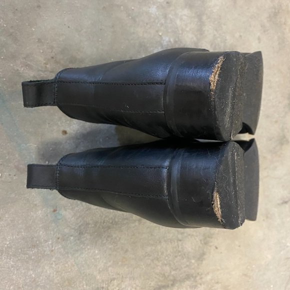 Nisolo Everyday Chelsea Commuter Boot - Picture 10 of 10